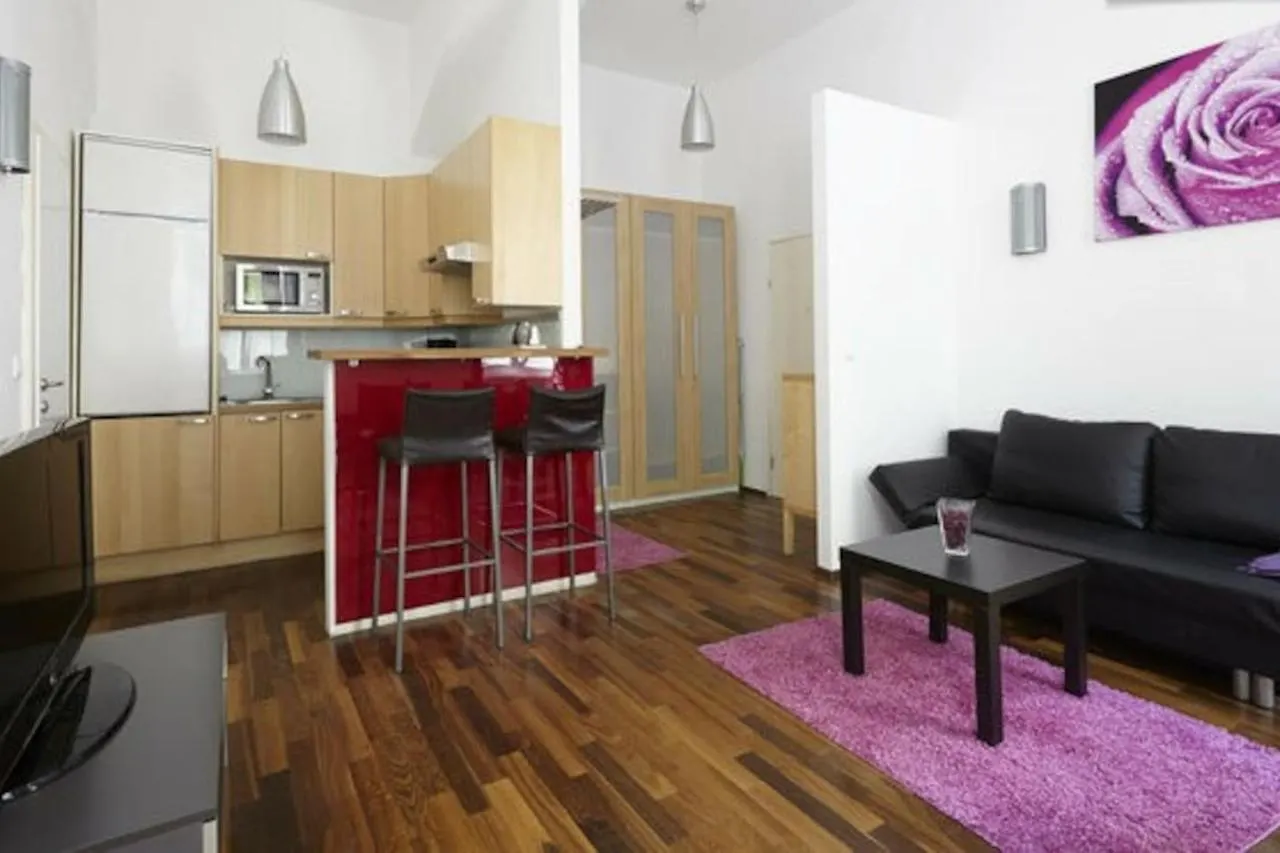 Wunderschone Altbau Wohnung Josefstadt Vienna Austria